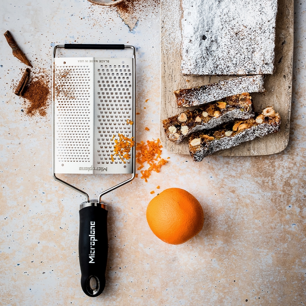 Microplane - Dual Blade Grater - Black - Gourmet Series Microplane - Dual Blade Grater - Black - Gourmet Series
