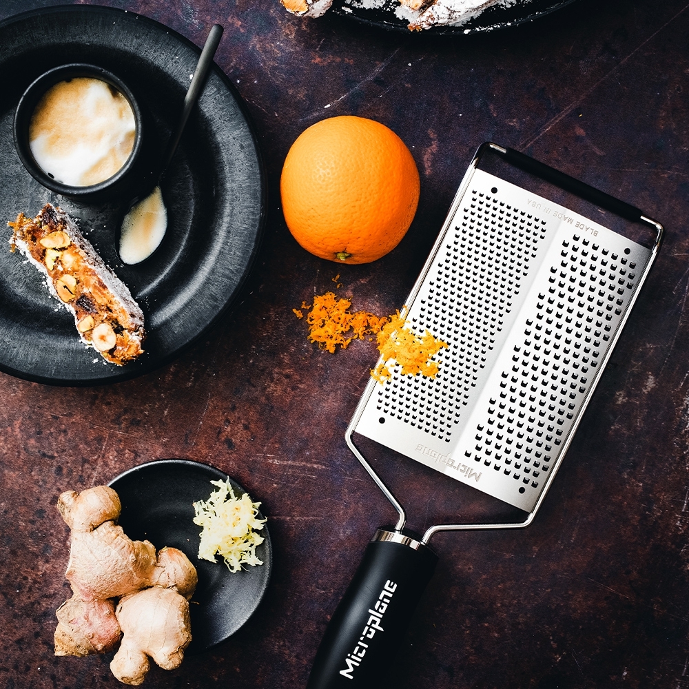 Microplane - Dual Blade Grater - Black - Gourmet Series Microplane - Dual Blade Grater - Black - Gourmet Series