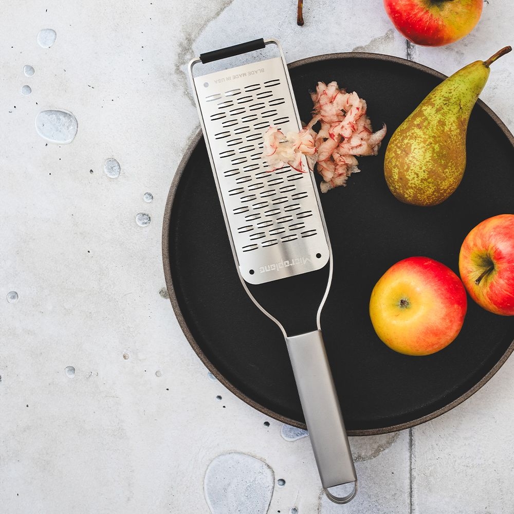 Microplane - Medium Ribbon Grater - New Professional Series Microplane - Medium Ribbon Grater - New Professional Series